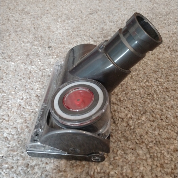 Dyson Vacuum tangle free turbine attachment - Picture 5 of 5